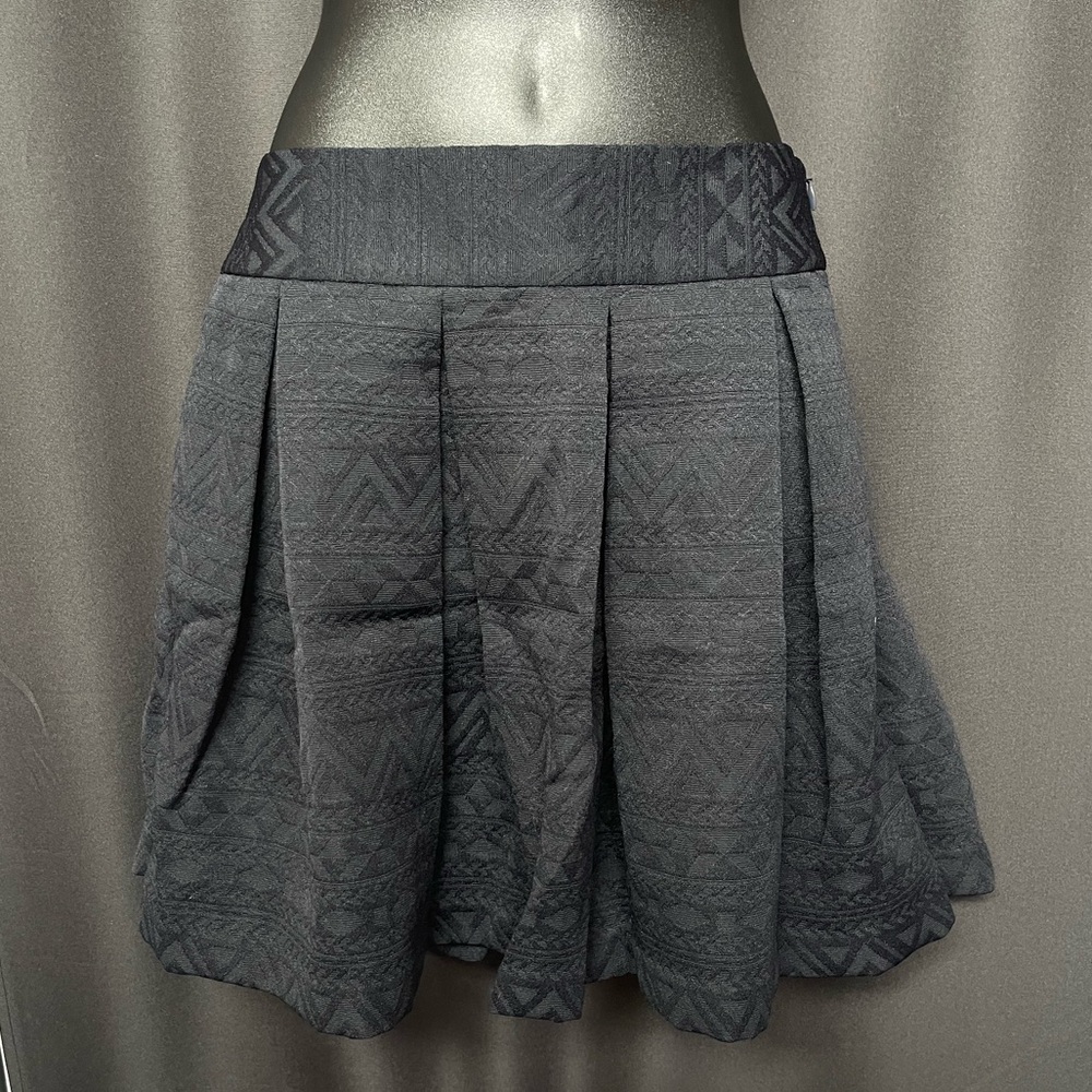 Banana Republic Black A-Line Pattern Print Skirt Size 2